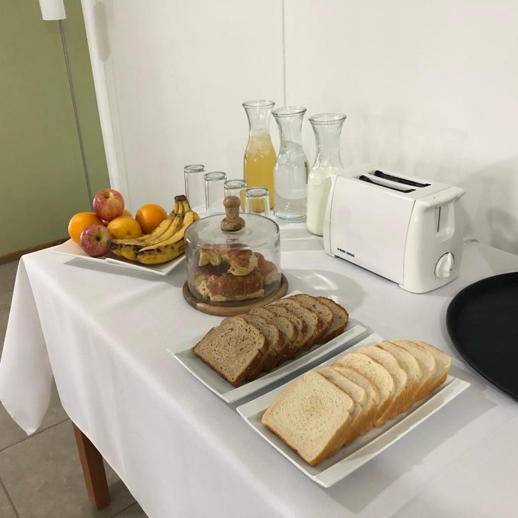 פורטו נטאלס Terra Hostal מראה חיצוני תמונה