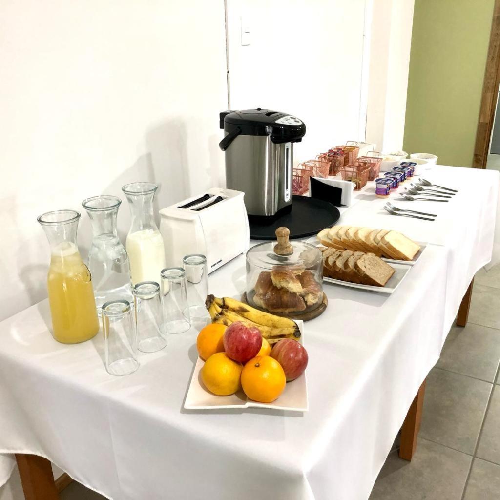 פורטו נטאלס Terra Hostal מראה חיצוני תמונה