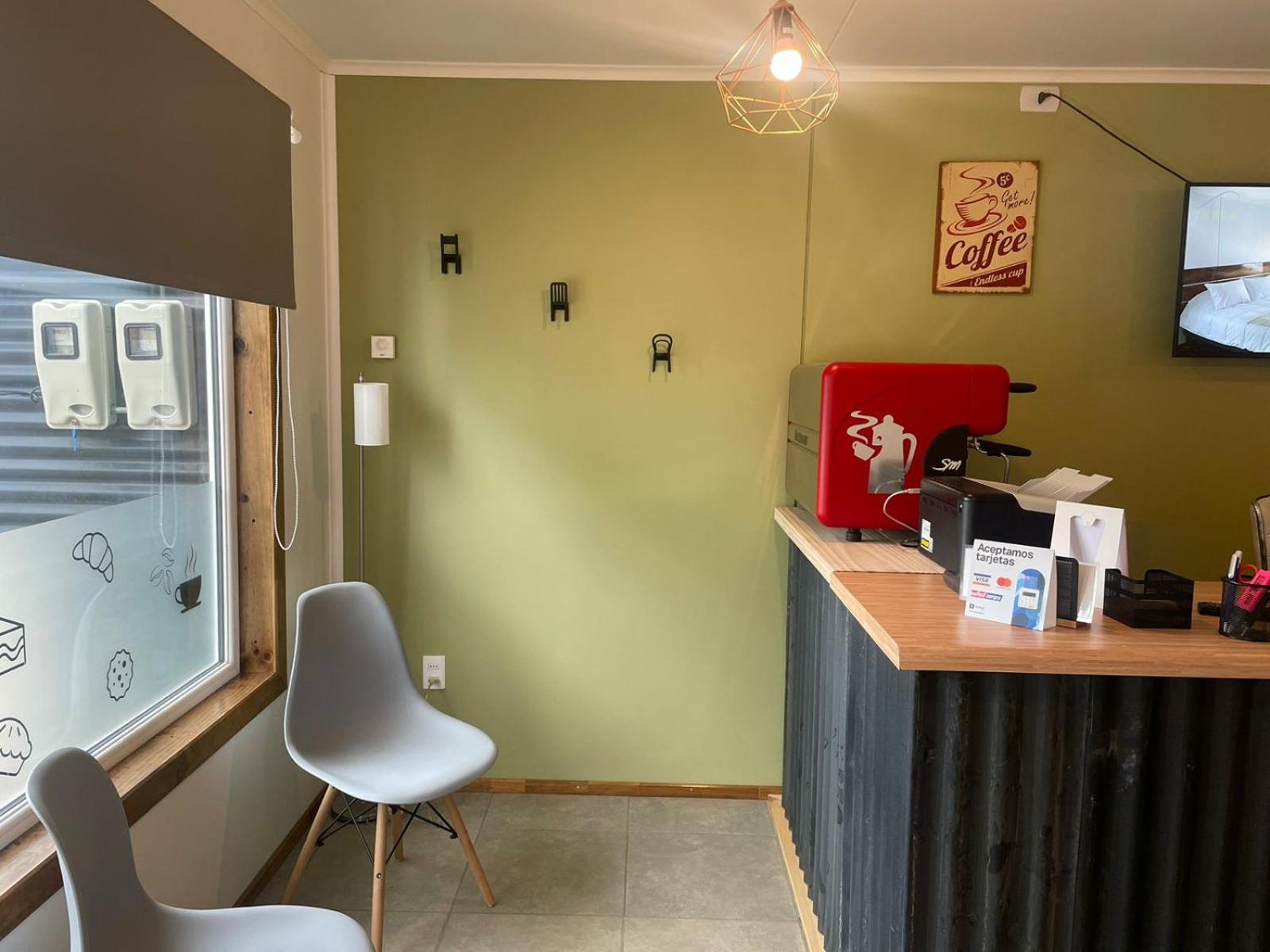 פורטו נטאלס Terra Hostal מראה חיצוני תמונה